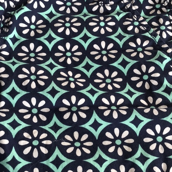 OLD NAVY shorts PLUS size - Picture 2 of 5